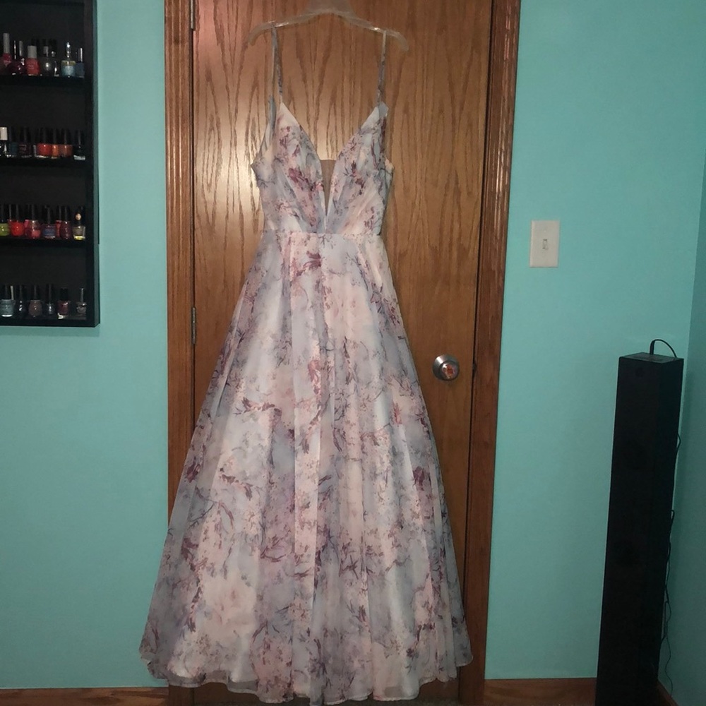 Beautiful floral prom dress!!!